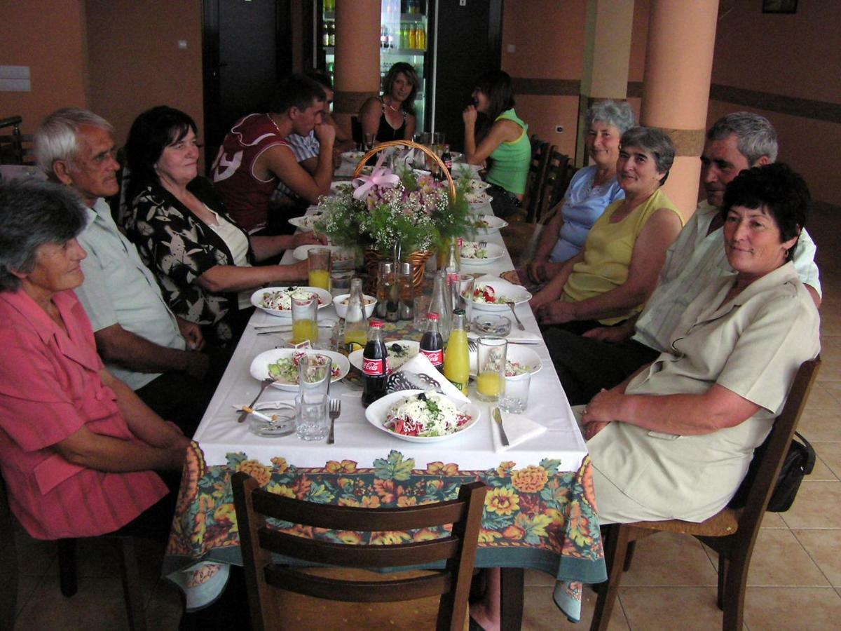 Gurgulyat Hotel Aleksievata Kashta מראה חיצוני תמונה